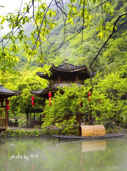 为拿更多利息，一些人坐高铁跨省存钱，真的划算吗？游戏画面