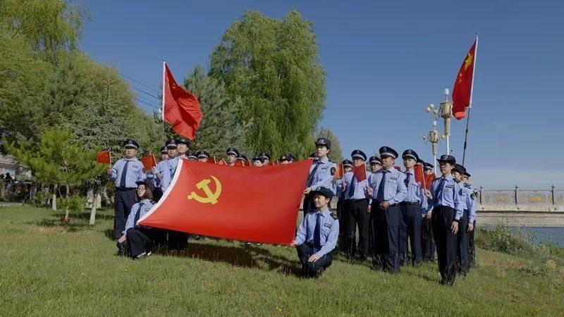 暖阳下的女孩们